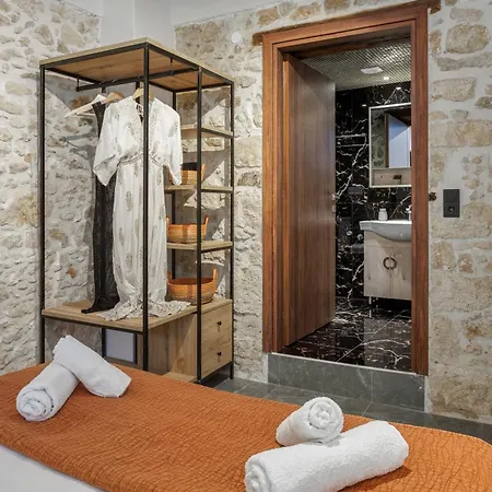 Anassa 12 Luxury Two Bedroom Apartment