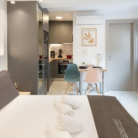 Anassa 12 Luxury Two Bedroom Apartment *